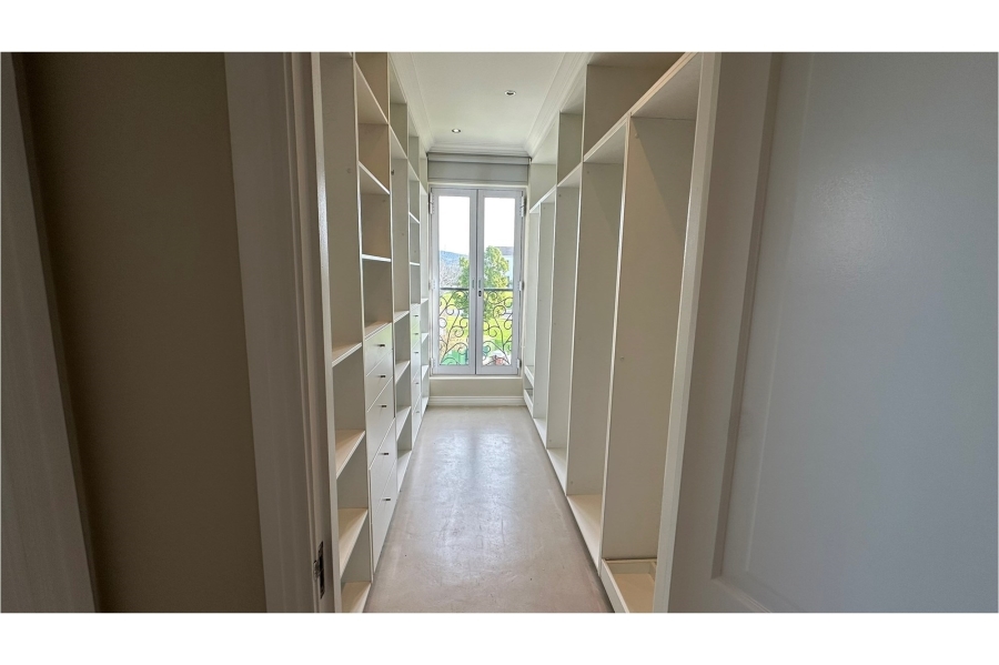 To Let 4 Bedroom Property for Rent in Val De Vie Estate Western Cape